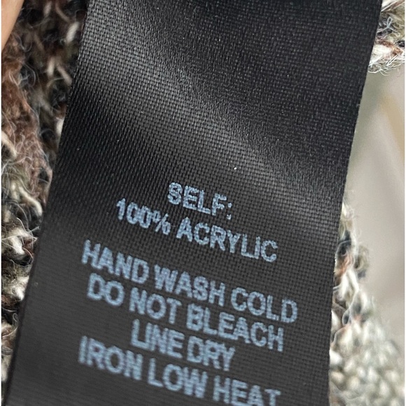 Lulus Jumbo Camouflage Cardigan Size Small - Picture 6 of 7